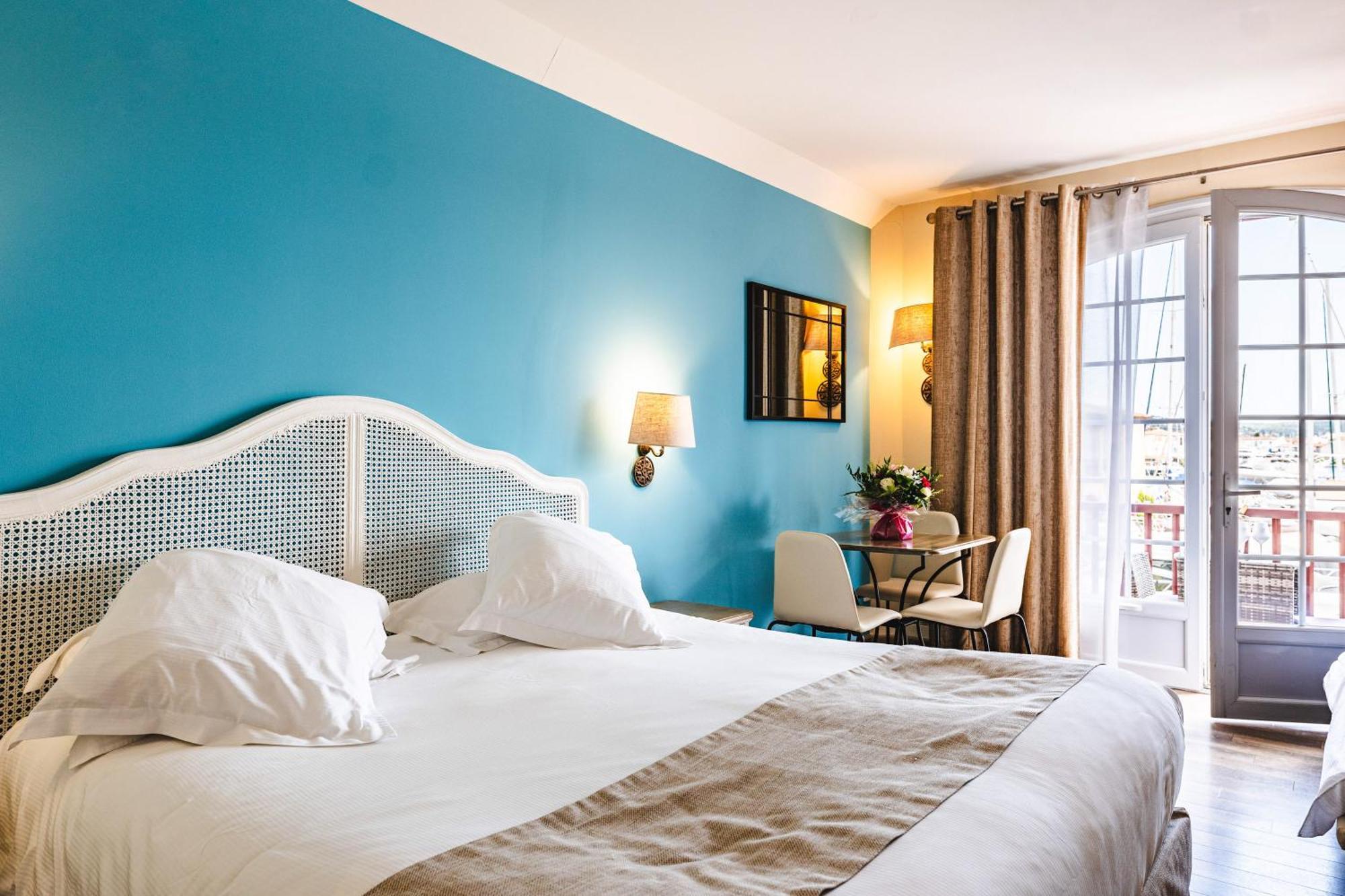 غريمو Le Suffren Hotel المظهر الخارجي الصورة